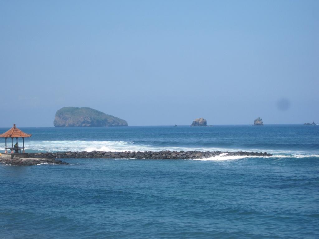 Segara Wangi Beach Cottages Candi Dasa  Exterior photo