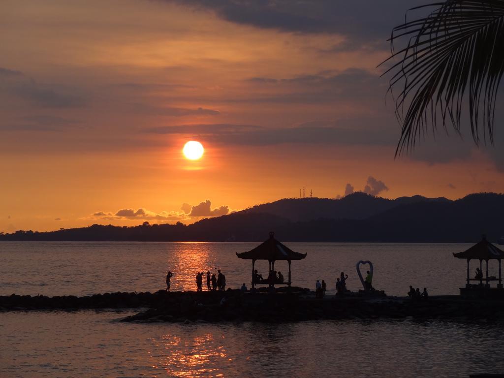 Segara Wangi Beach Cottages Candi Dasa  Exterior photo