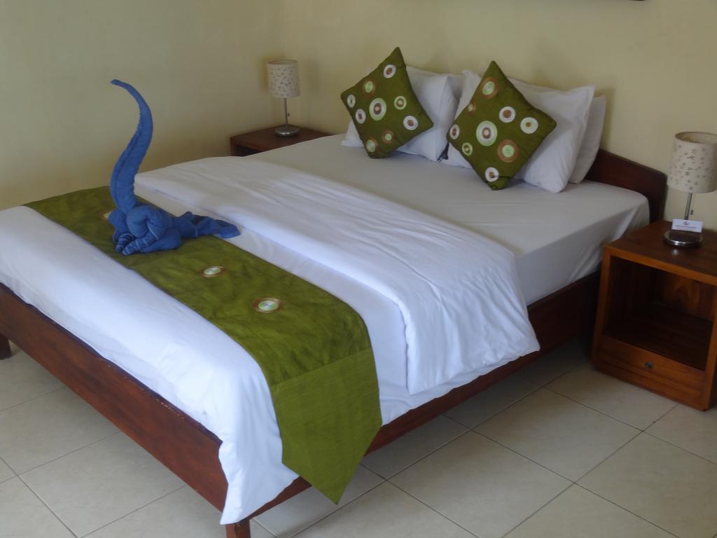 Segara Wangi Beach Cottages Candi Dasa  Exterior photo